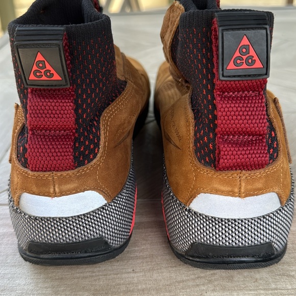 ACG Ruckel Ridge silhouette - Picture 10 of 13